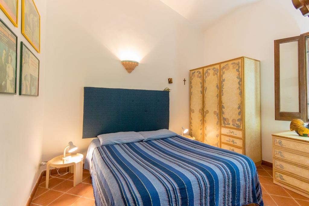 Villa Adamo Scopello  Rum bild