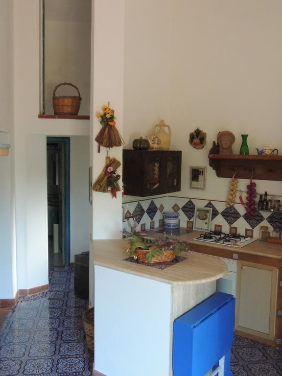 Villa Adamo Scopello  Rum bild